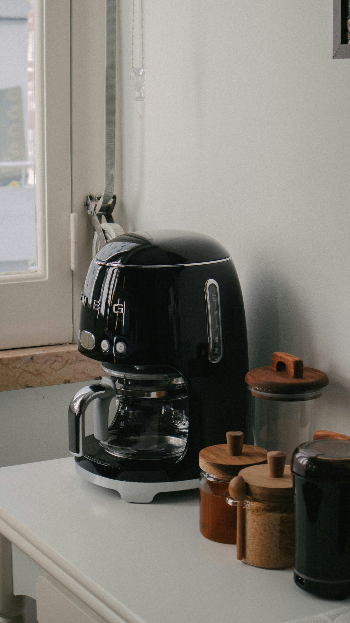 4.5-Litre Digital Touch Air Fryer with 360° Rapid Heat (1400W)