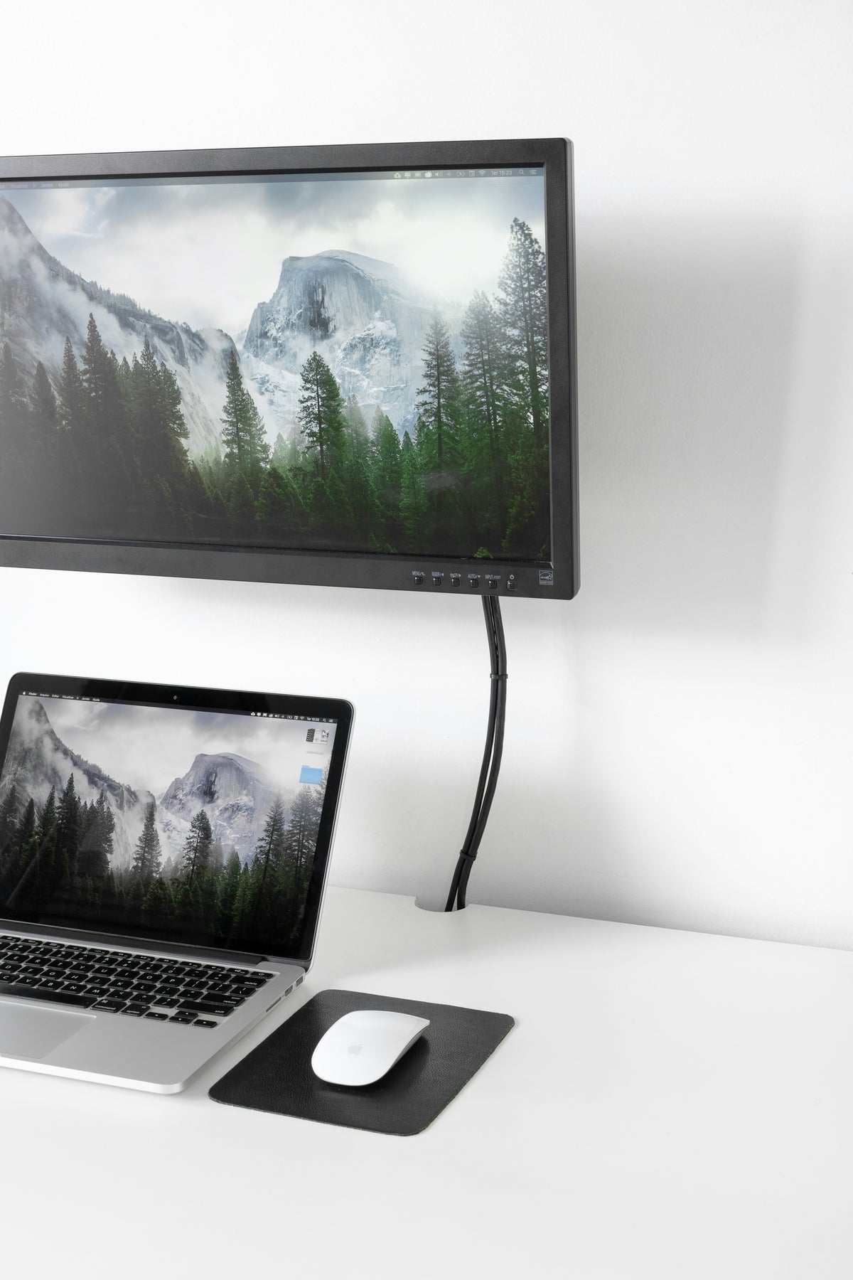 15.6-Inch Ultra-Slim Portable USB-C Monitor (Full HD IPS)